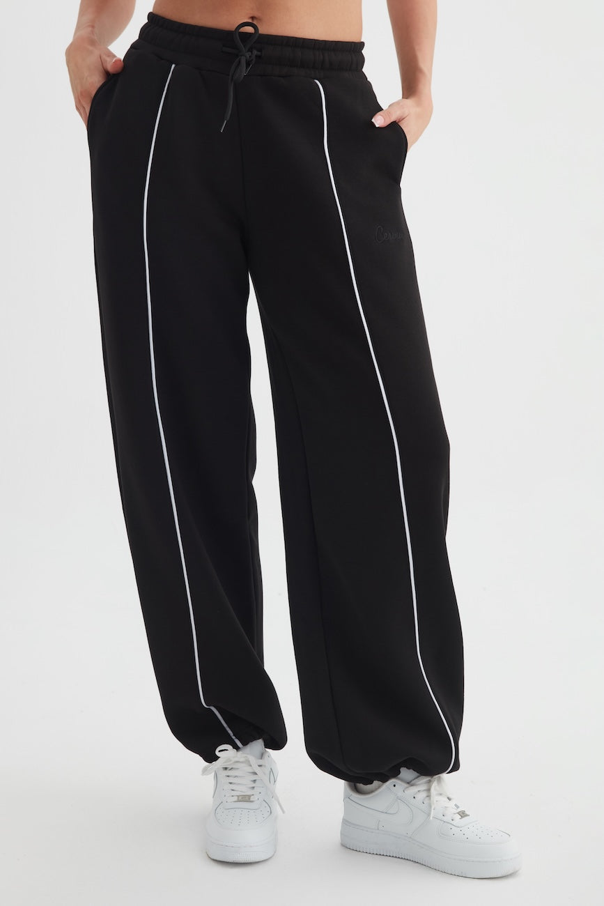 Mira İspanyol Paça Üç İplik Kadın Eşofman Altı Siyah