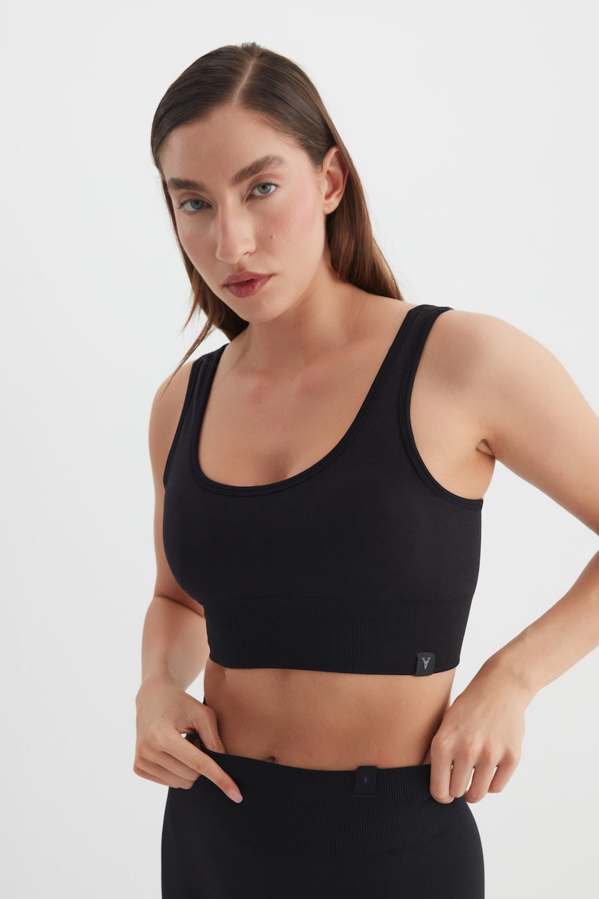 Essential Seamless Kadın Spor Sütyeni Siyah