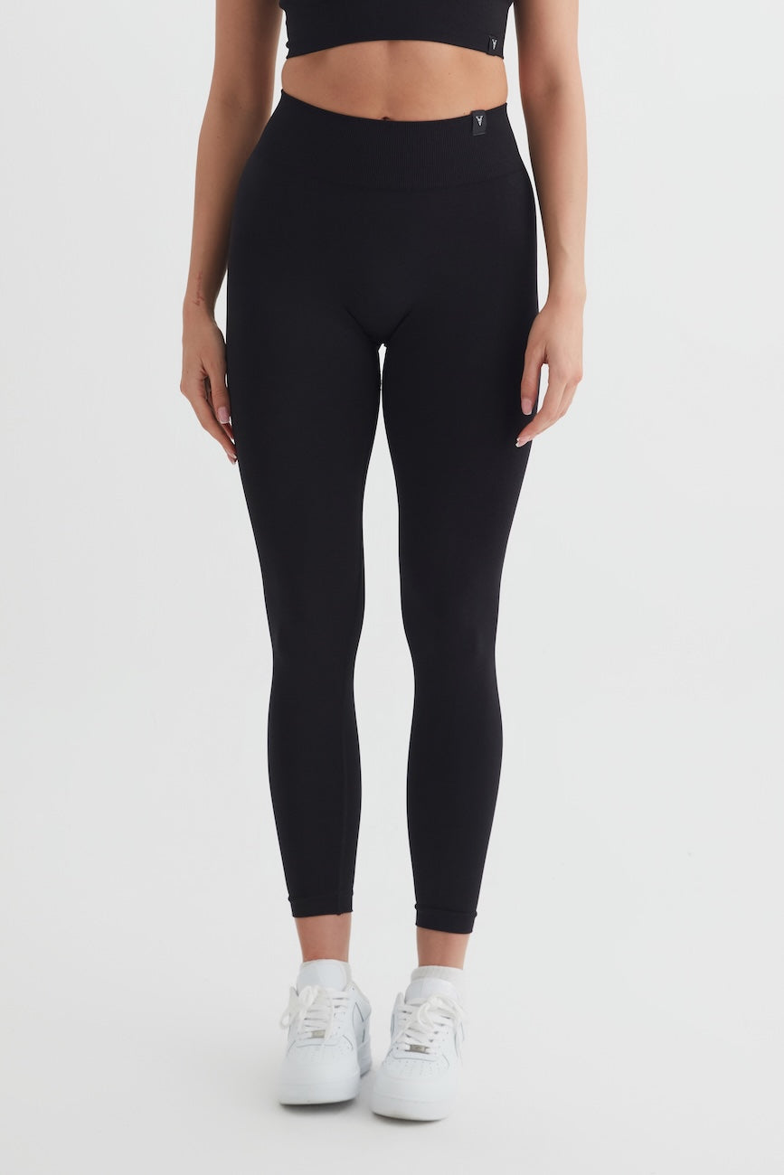 Essential Seamless Yüksek Bel Toparlayıcı Kadın Tayt Siyah
