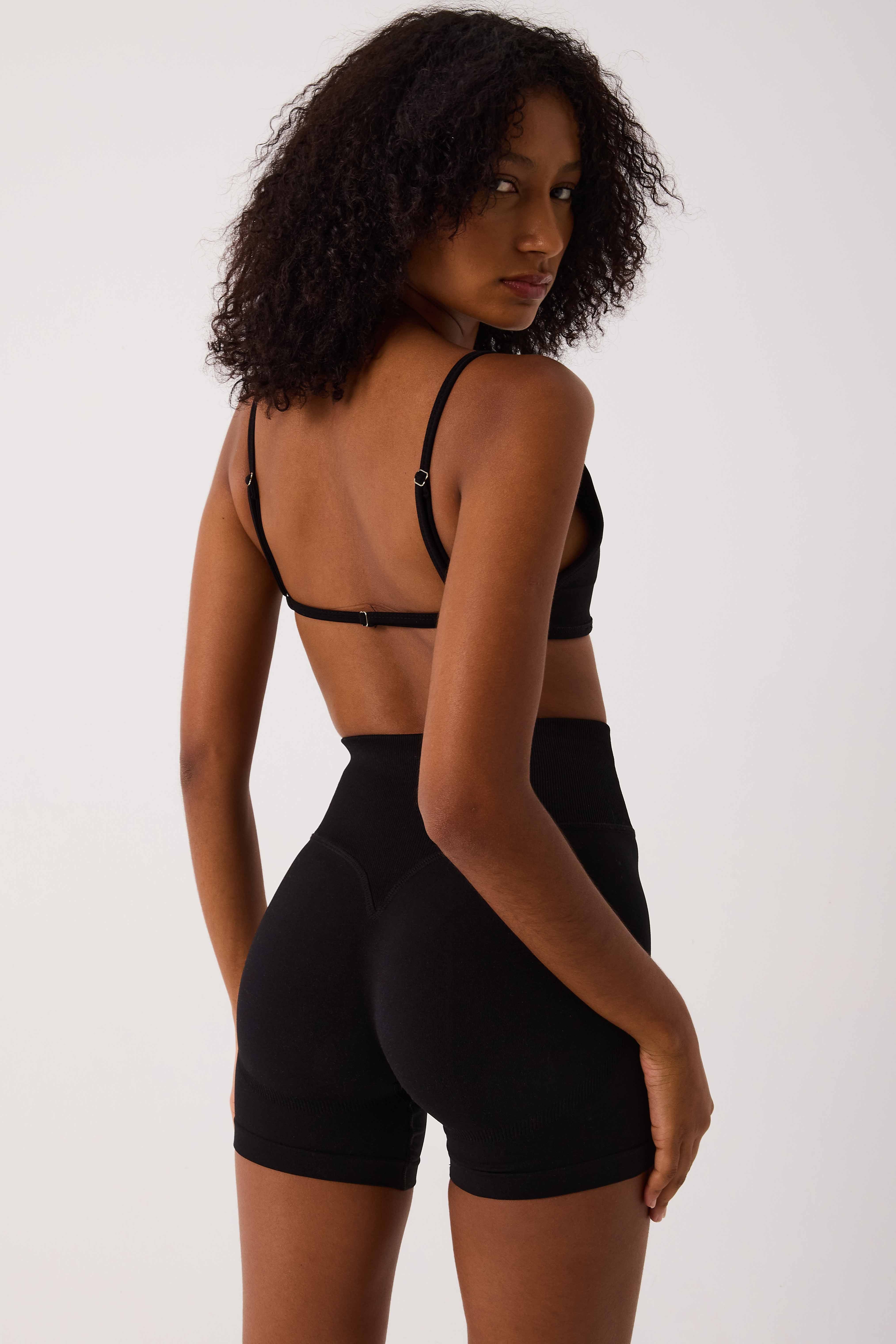 Aura Seamless Şort Siyah