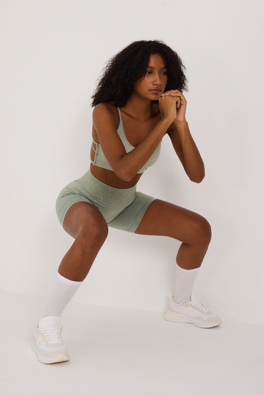 Glowfit Yüksek Bel Kısa Şort Asit Yeşil