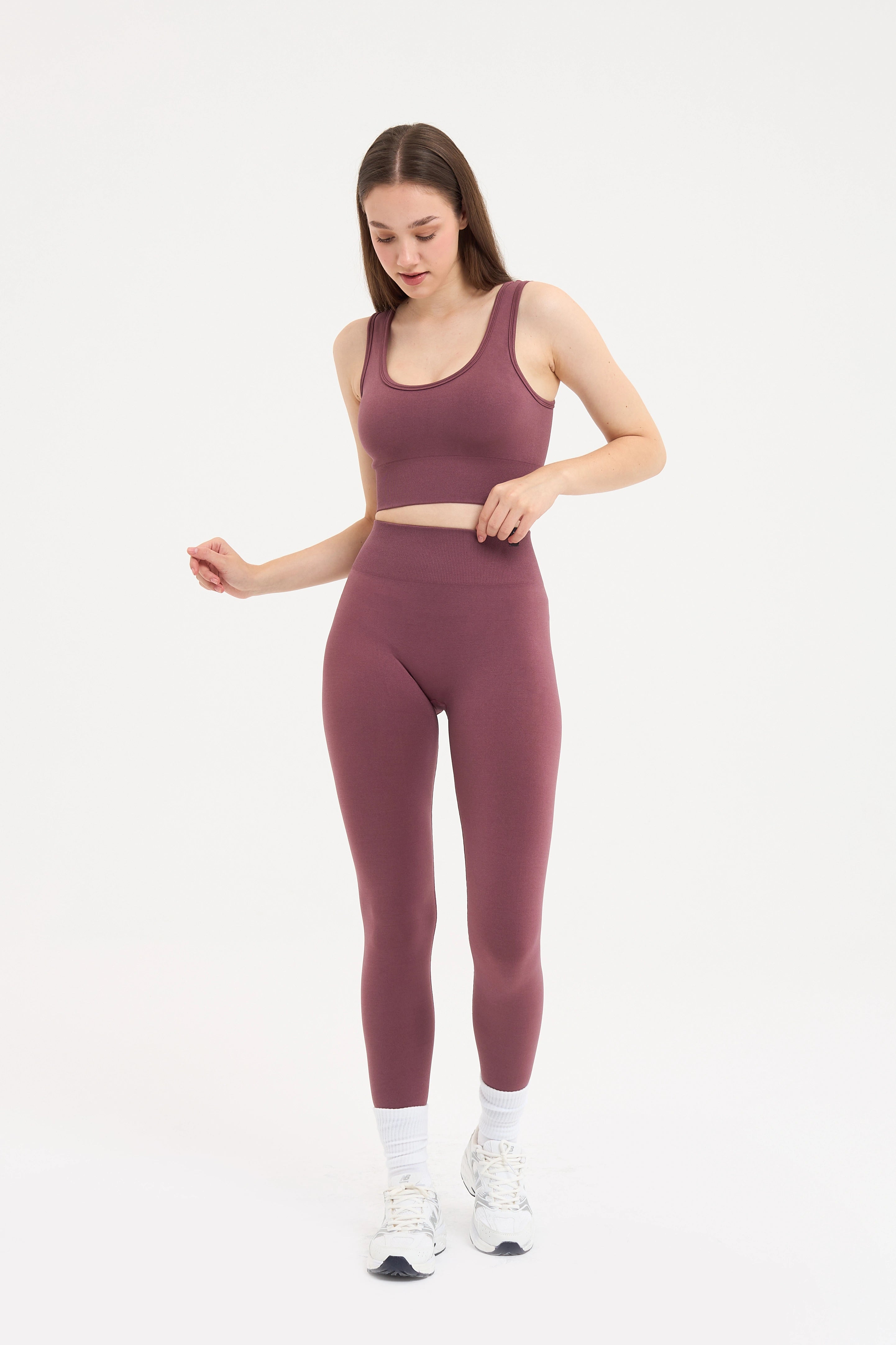 Essential Seamless Tayt Mürdüm