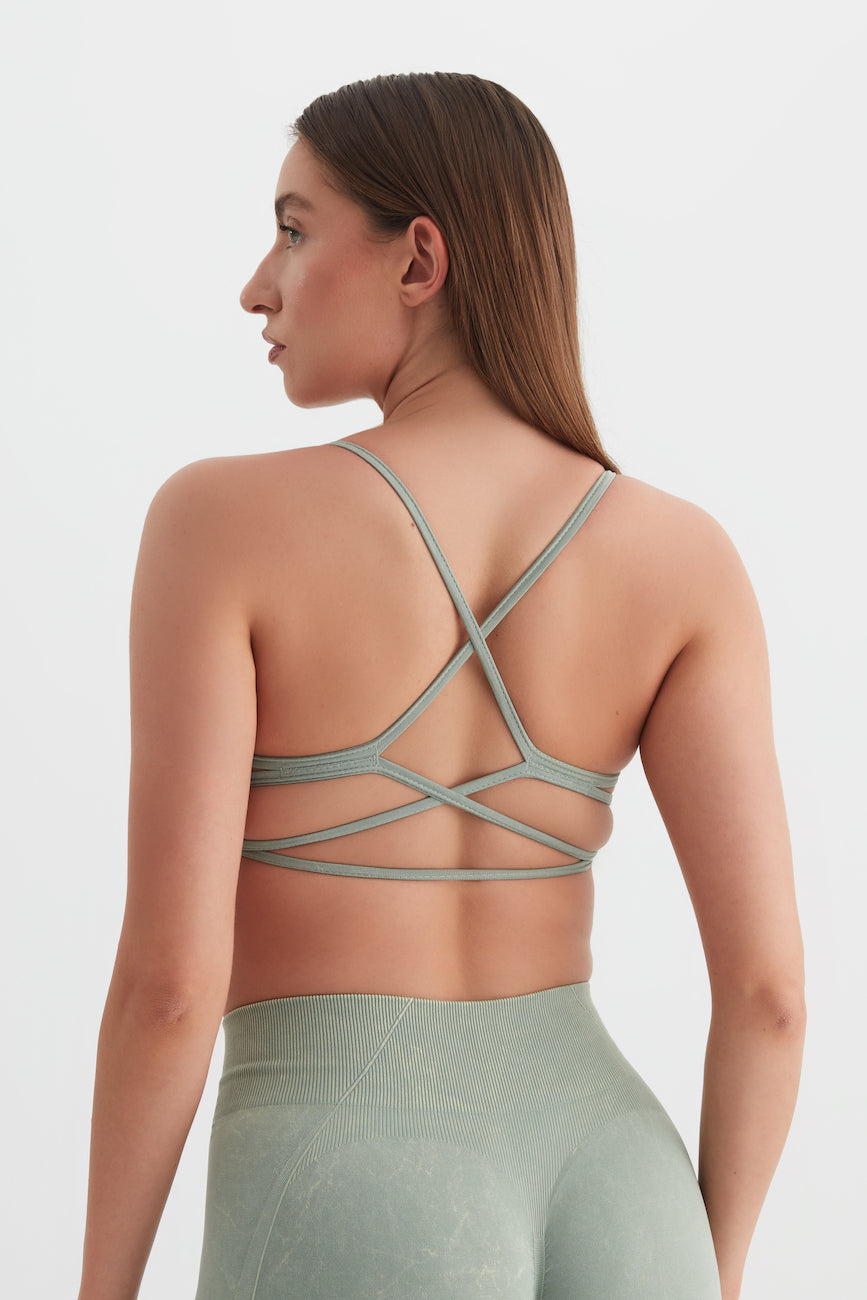 Glowfit Askılı Sırt Detaylı Bra Asit Yeşil