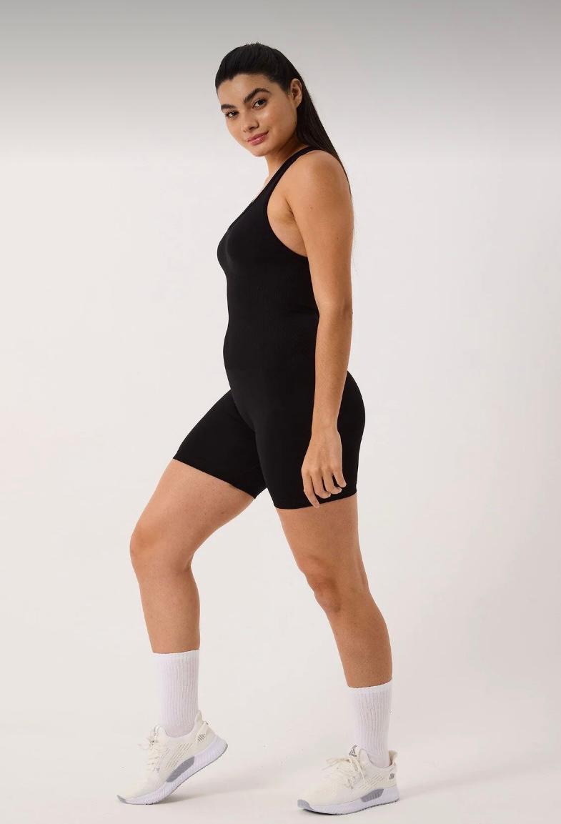 Nova Sırt Dekolteli Seamless Spor Şortlu Tulum