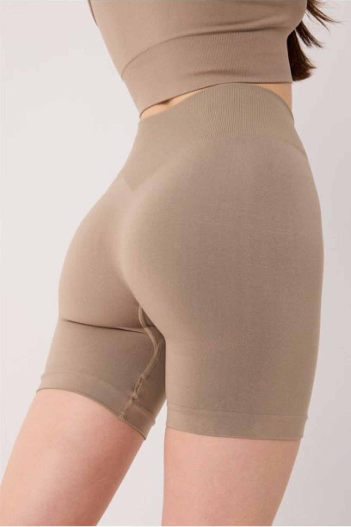 Essential Spor Şort