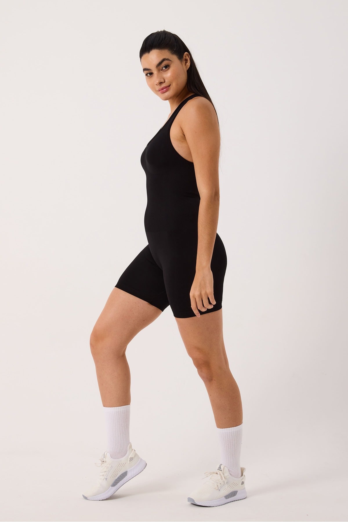 Nova Spor Şortlu Tulum